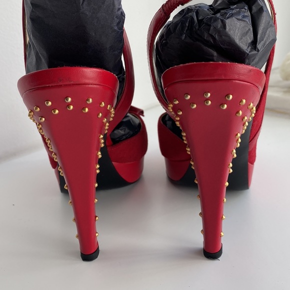 Report Red leather and Suede Studded Slingback Platform Heels - Picture 3 of 10